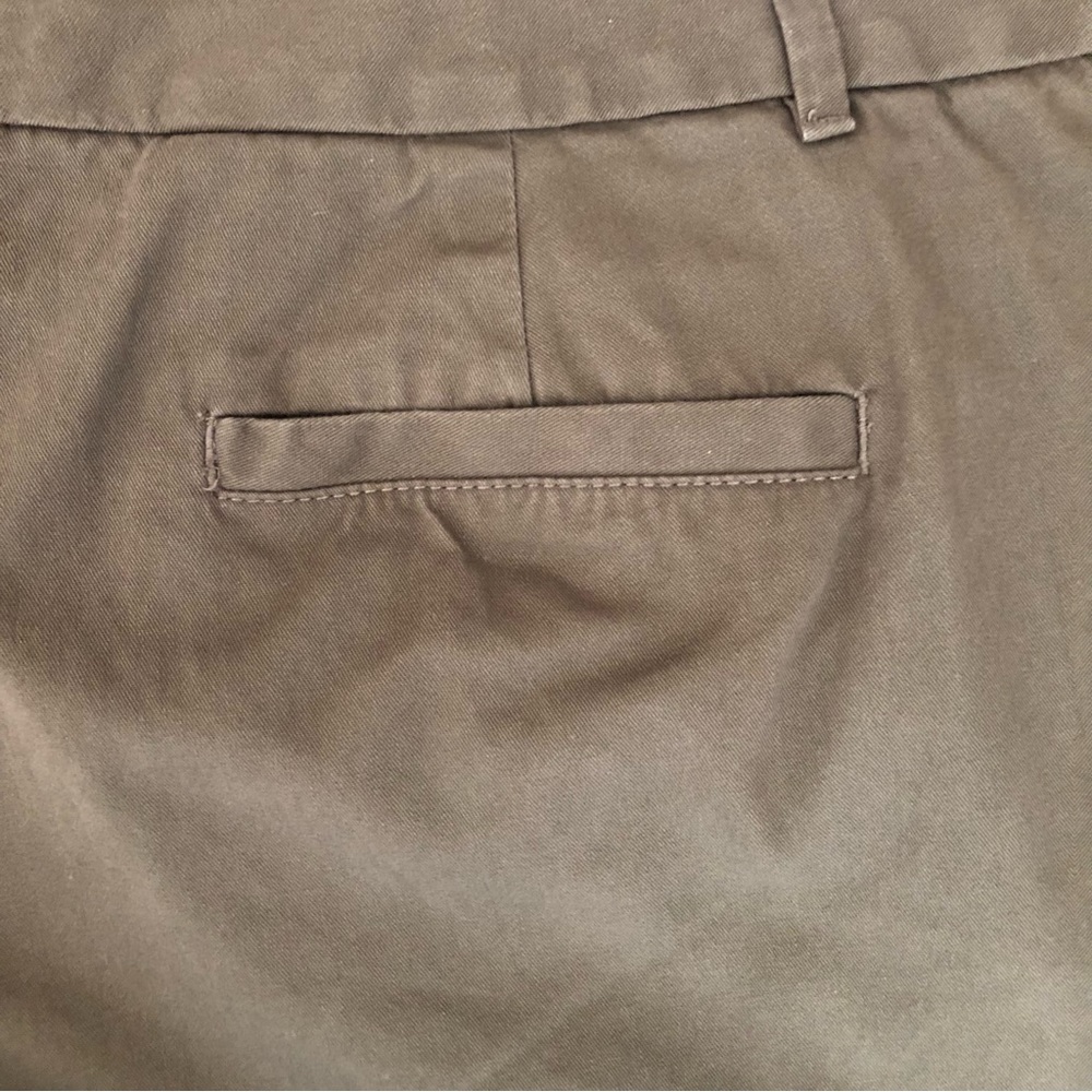LOFT Olive Green The Riviera 6” Cotton Short - Picture 8 of 11